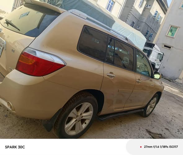 A picture of 2008 keyless 08107256893