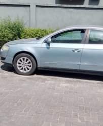 A picture of Clean first body Volkswagen Passat 2007