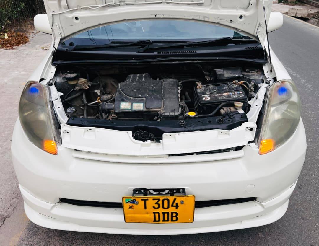 A picture of TOYOTA PASSO 0682479781