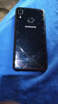 A picture of SAMSUNG A10s