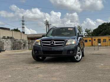A picture of KinzzyAuto s LTD 08109018982 13 000 000 Refer and earn
