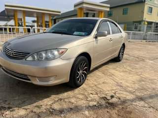 A picture of Toyota camry 2005