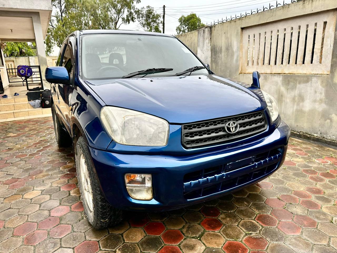 A picture of Rav4 KILITIME