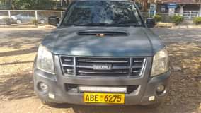 classifieds/cars isuzu