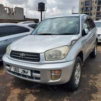 A picture of RAV4 2003 27M