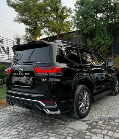 A picture of 2023 LANDCRUISER ZX LC300 TSHS 480M 