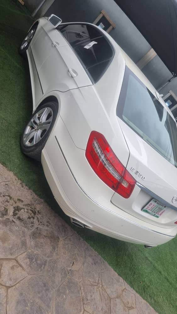 A picture of Registered Benz E350 location Abule egba