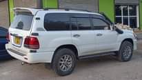 A picture of TOYOTA LAND CRUISER BEI MILIONI 38