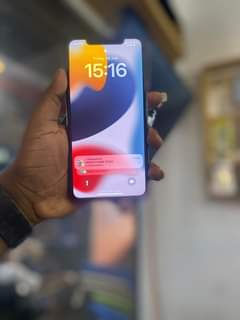 A picture of IPHONE XS MAX
