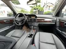 A picture of 2011 glk350