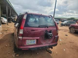 A picture of Honda crv 2005 model