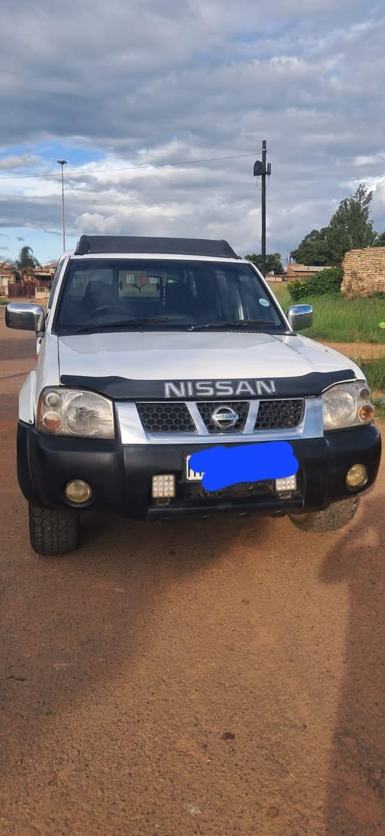 used nissan hardbody