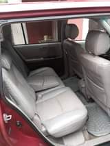 A picture of First Body 2004 05 Model Toyota Highlander