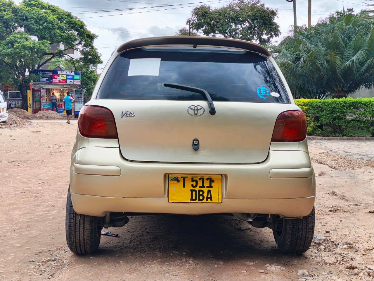 A picture of VITZ OLD