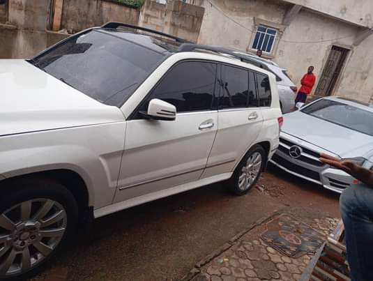 A picture of Highest grade GLK 4MATIC 350 2012 11 model Everything is