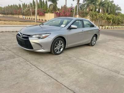 A picture of 2017 TOYOTA CAMRY