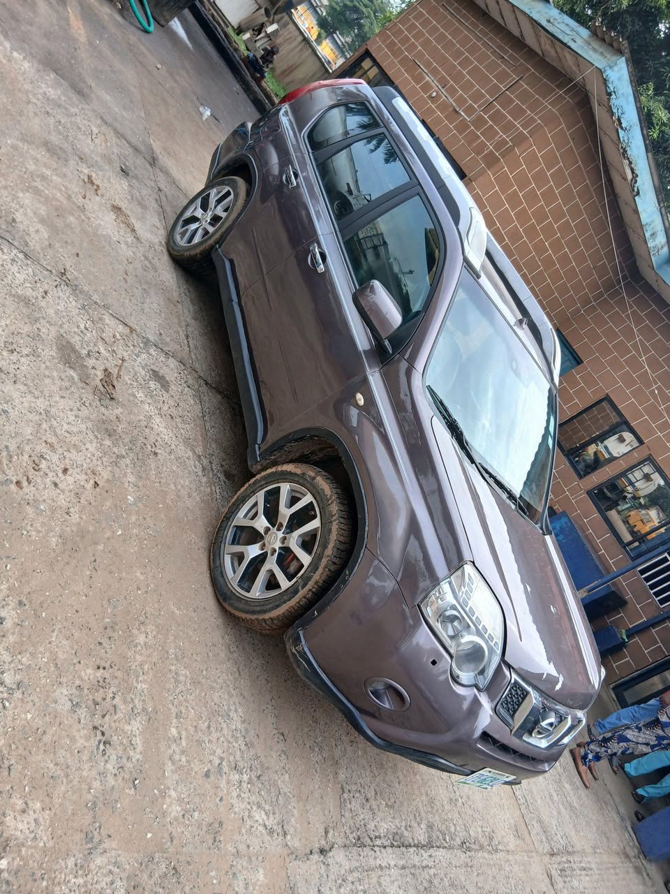 A picture of 2011 Nissan x trail