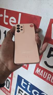 A picture of SAMSUNG A33 5G