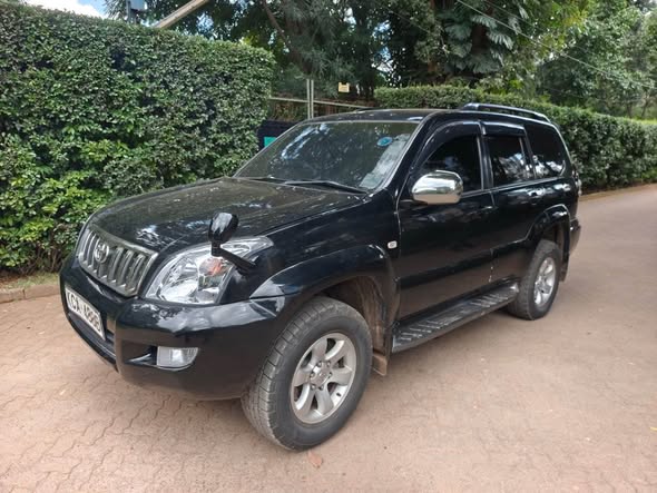 A picture of Toyota prado j120