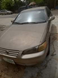 A picture of Toyota Camry 1999