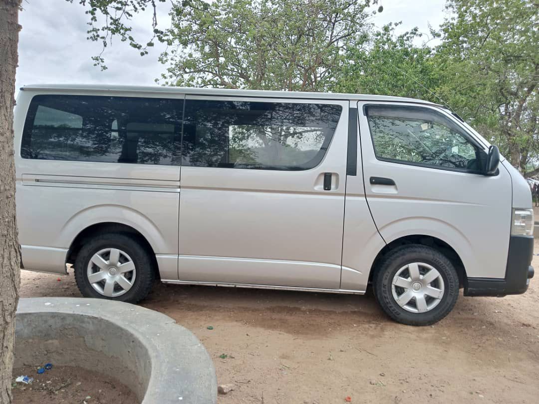 used toyota hiace