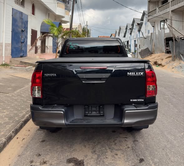 A picture of Toyota Hilux Double cab 2019