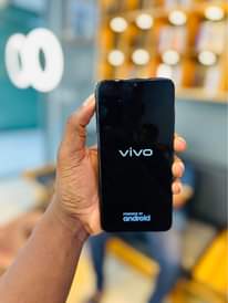 A picture of Vivo y93 gb128 Ram6