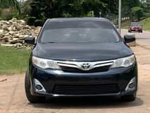 A picture of Toyota Camry LE 2012