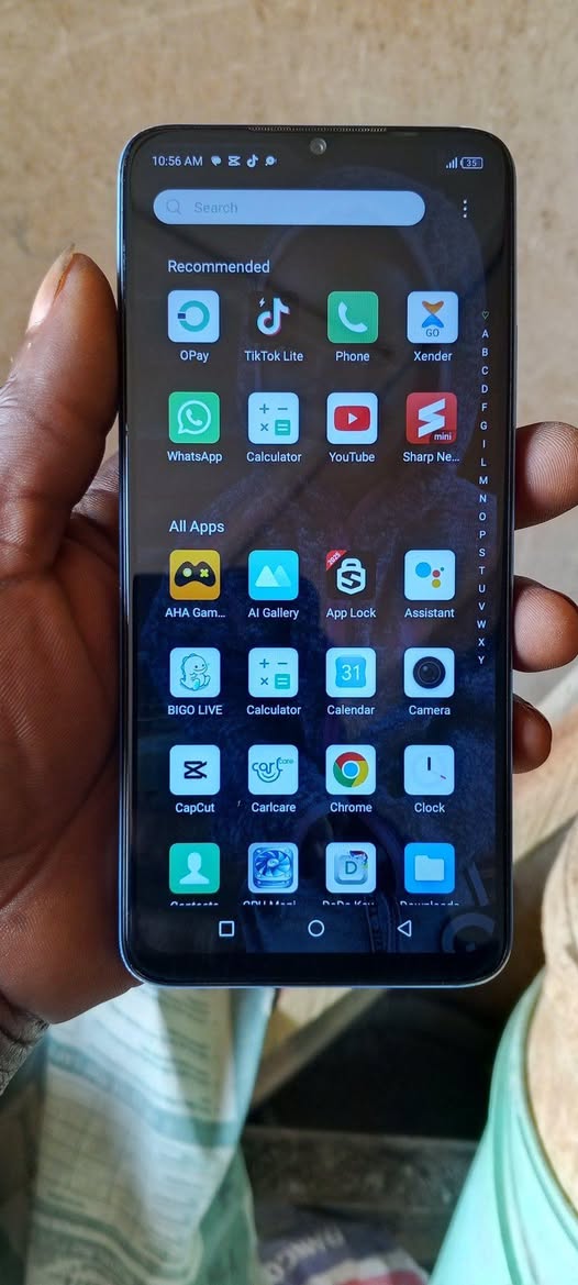 A picture of Infinix smart 7 for sale