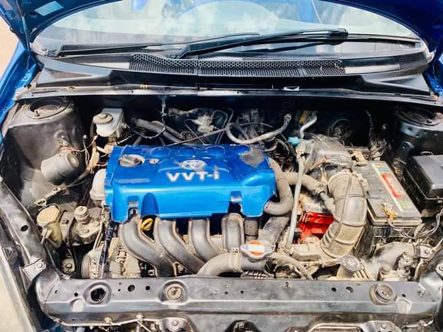 A picture of Vitz rs milion 5.8 Ipo mwanza Automatic Engine safi 0784857610