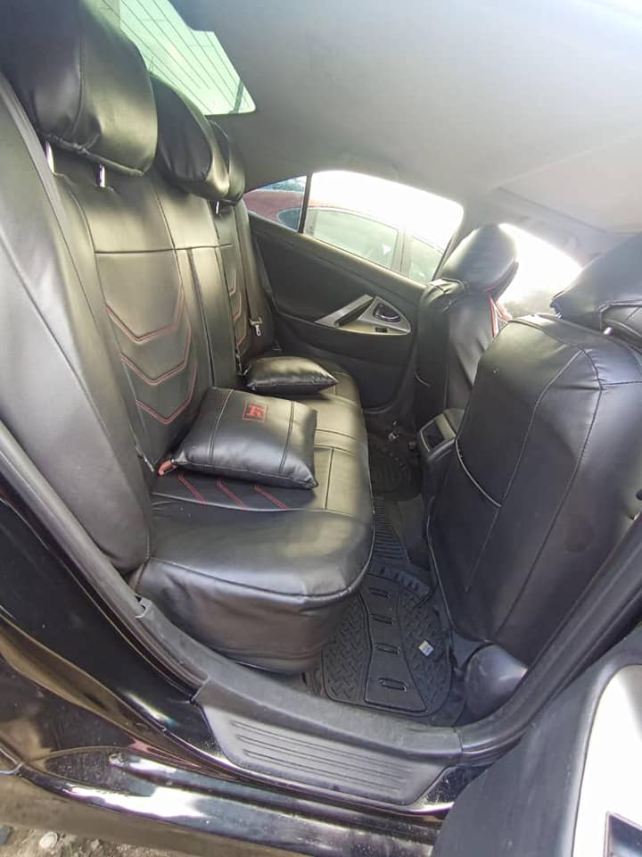 A picture of TOYOTA CAMRY 2009