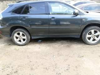 A picture of Lexus RX 350