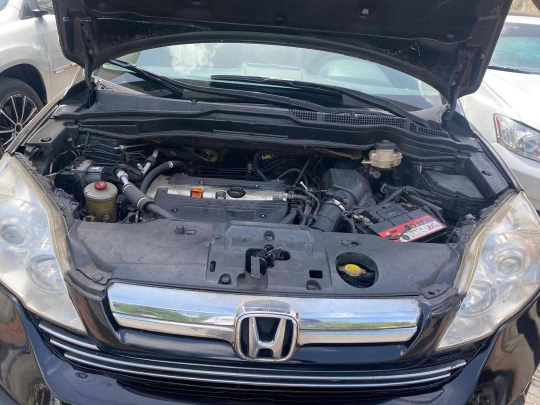A picture of 2007 Honda cr v