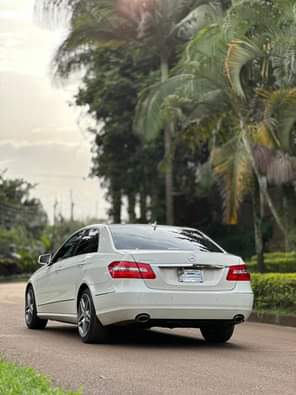 A picture of Call watsup for good deals 0702316942 0772316942