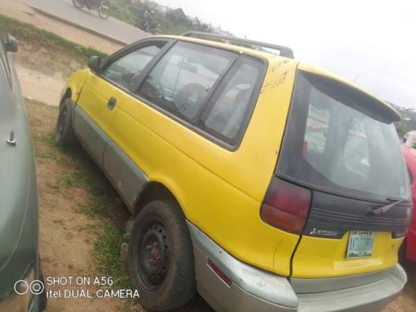 A picture of Mishibush space runner bus 3 doors Manual transmission untouched engine