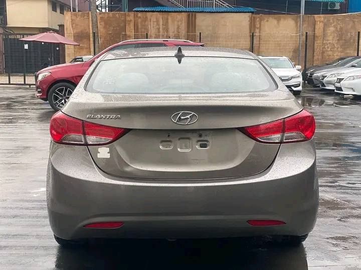 A picture of Hyundai Elantra 2013 model
