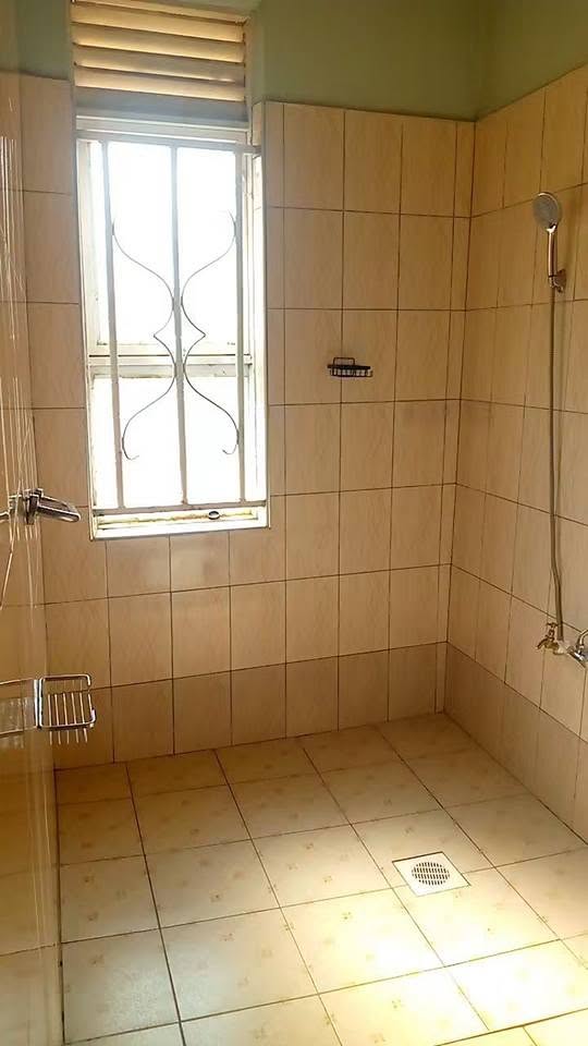 A picture of 2 bedrooms house for rent at 500k ugx in lutete