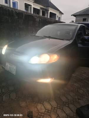 A picture of Toyota corolla 04