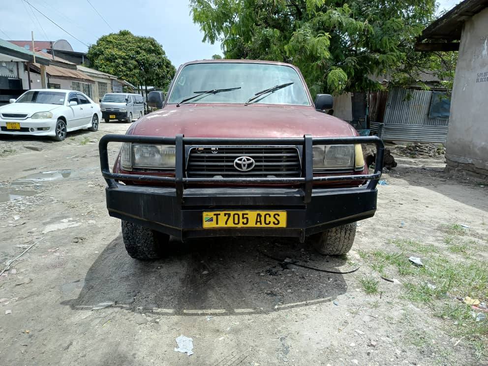 A picture of LANDCRUISER 0714058883