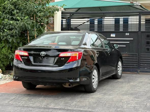 A picture of Toks 2013 Toyota Camry