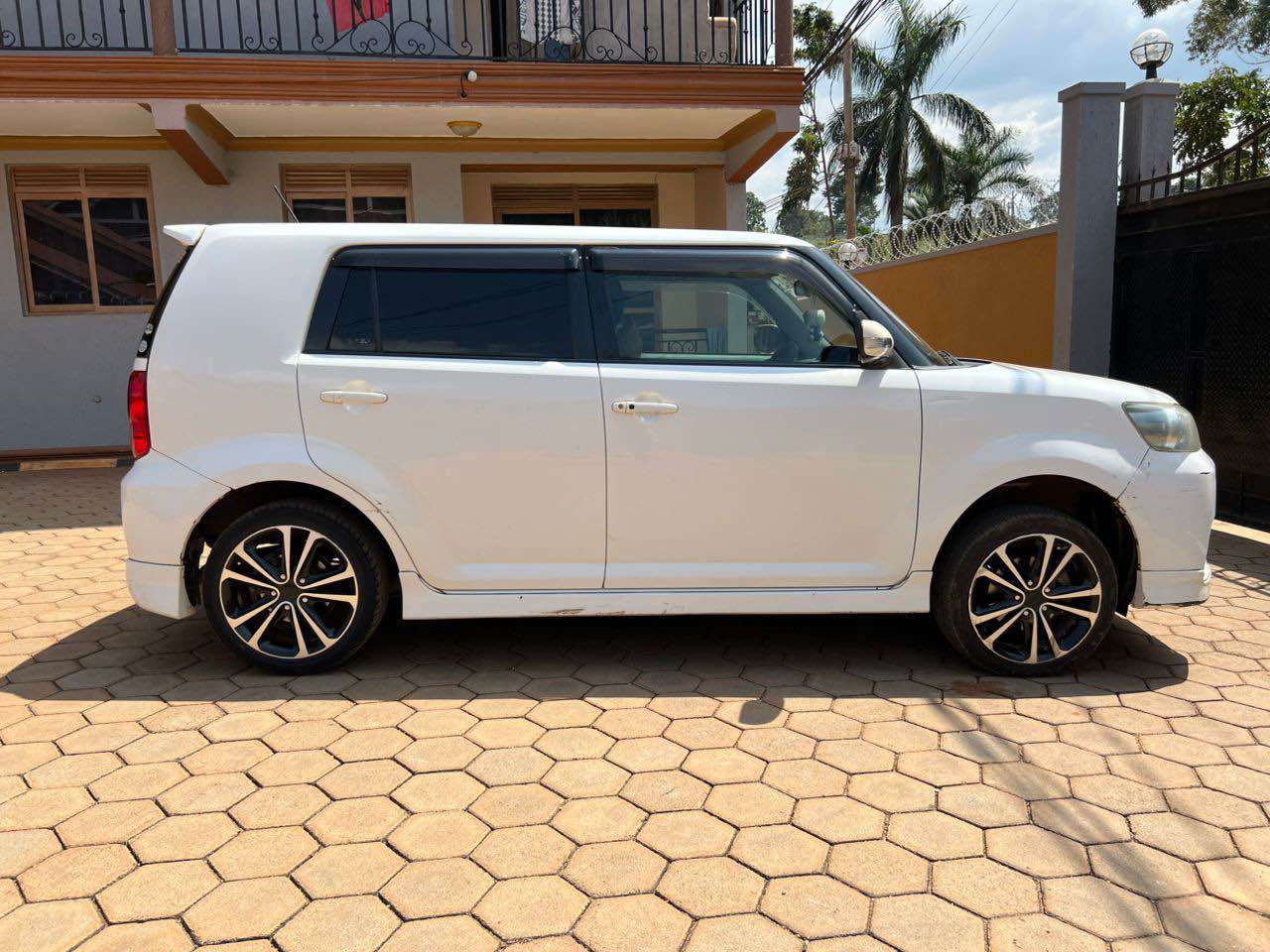 A picture of Toyota Rumion UBH 21m 0771331553 70 000km mileage