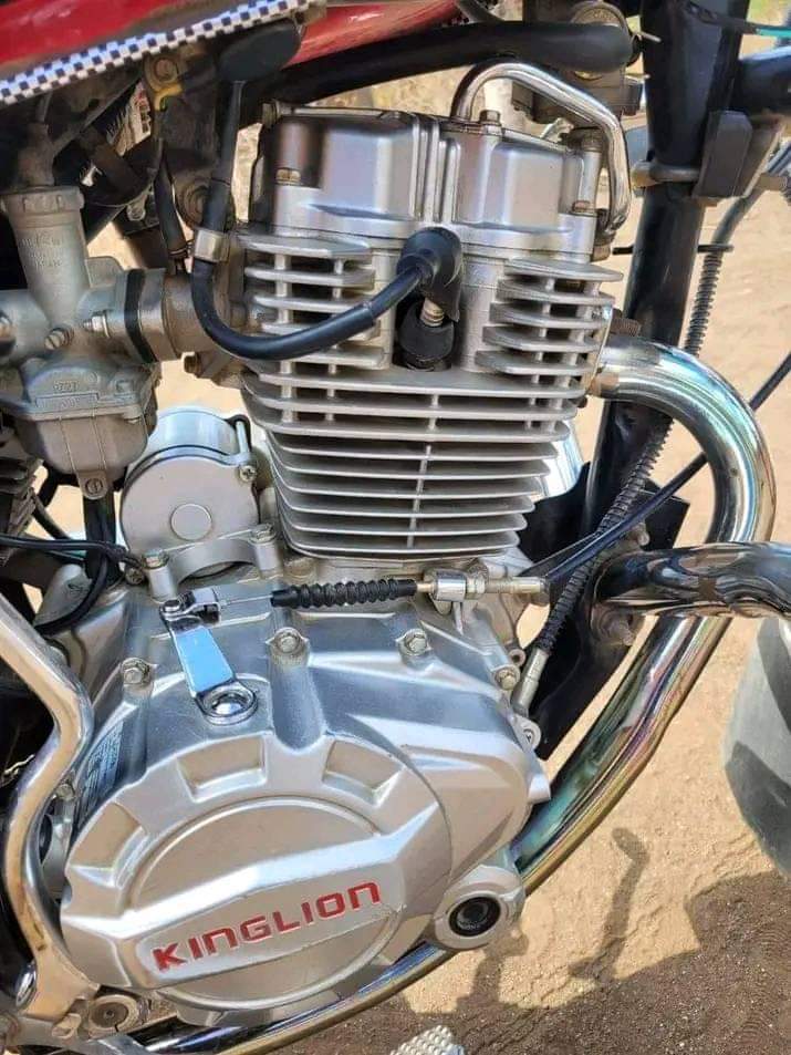 🇲🇼 M.