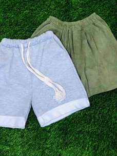 A picture of Sweater pants shorts