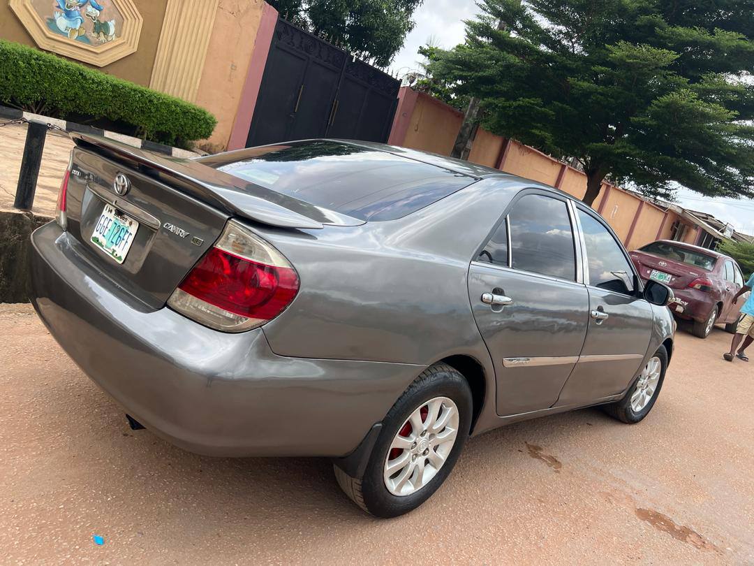 A picture of Toks standard 2004 registered Toyota Camry