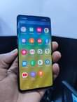 A picture of GLAXY S10