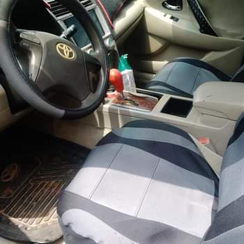 A picture of TOYOTA CAMRY LE 2007