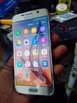 A picture of Samsung s6 haina kipengele