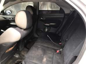A picture of Honda Civic 2010 Manual First body Sound engine and gear