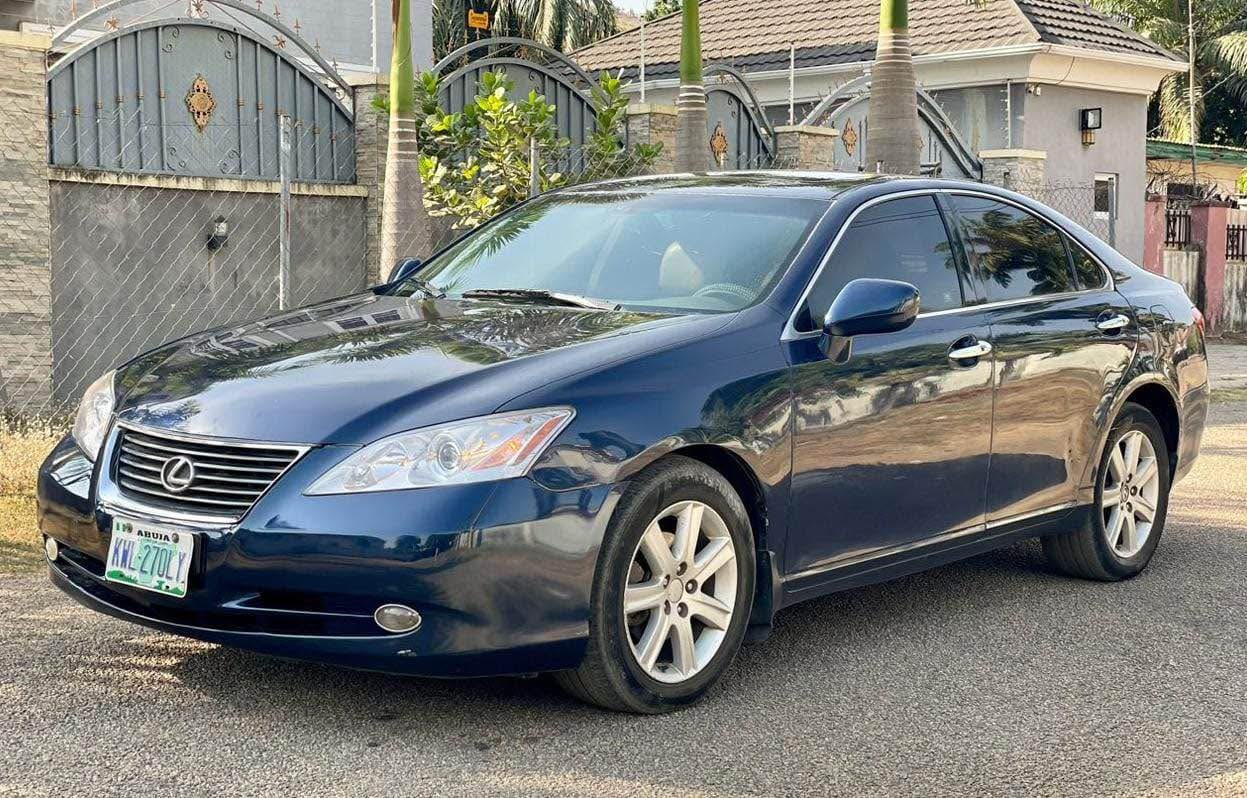 A picture of 2009 LEXUS ES350