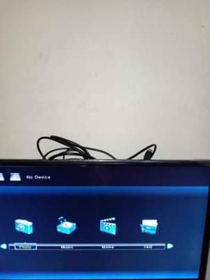 A picture of STARTECH 32 INCHES FREE TO AIR TV 240K